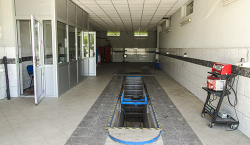 fotografija radionice za tehnicki pregled Maj Auta u Staroj Pazovi